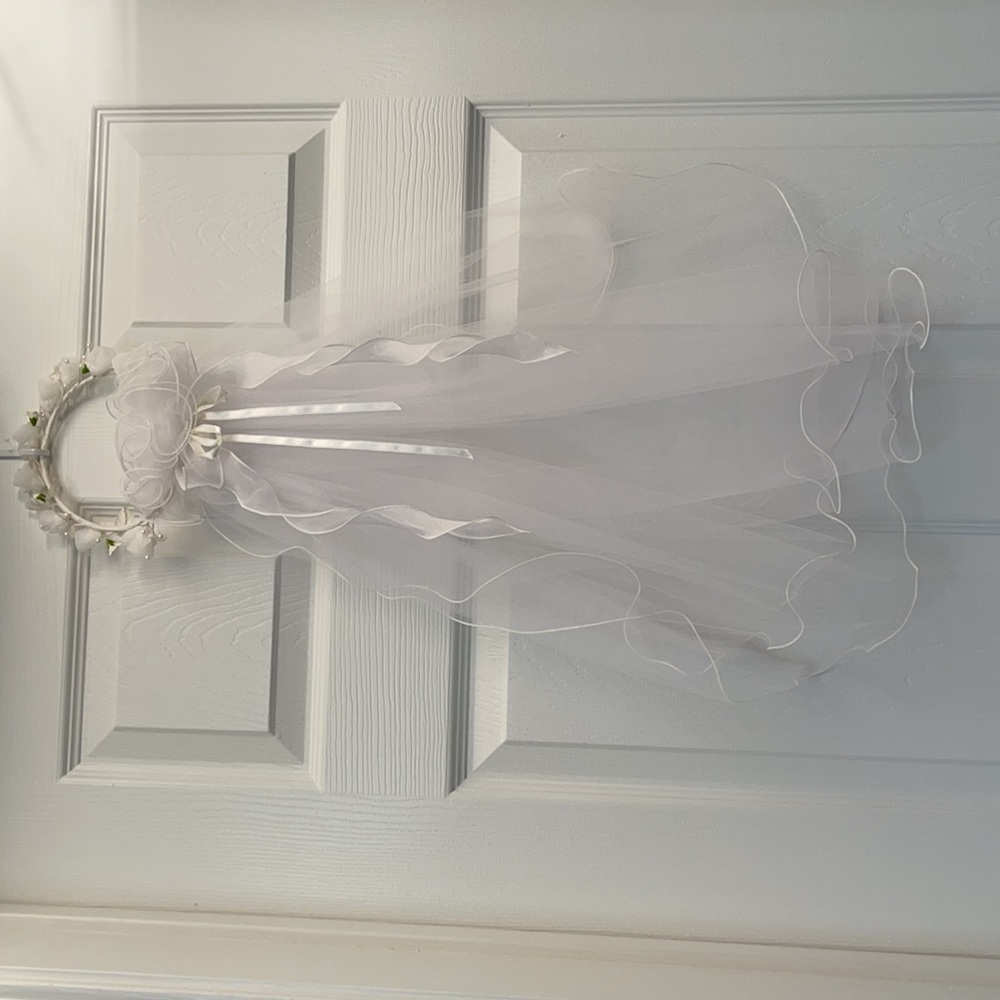 First communion or flower girl hairpiece/veil